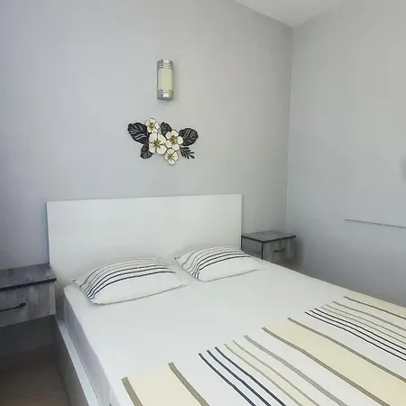 Helios Hotel&hostel ホステル *
