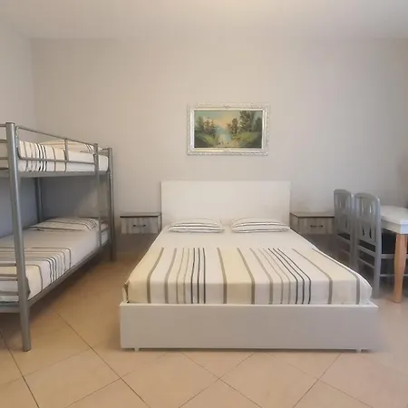 Helios Hotel&hostel