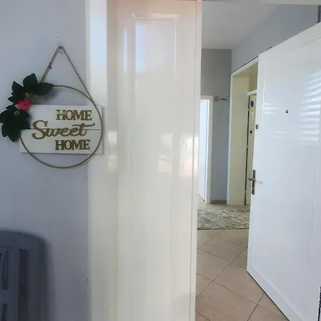 Helios Hotel&hostel ホステル