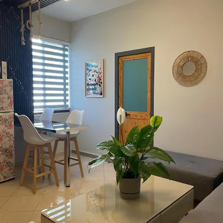 Helios Hotel&hostel ホステル *