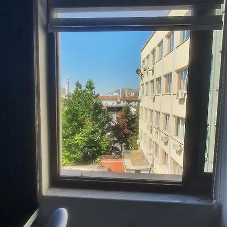 Helios Hotel&hostel * שקודר