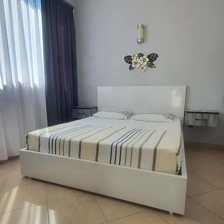 Helios Hotel&hostel Shkodër