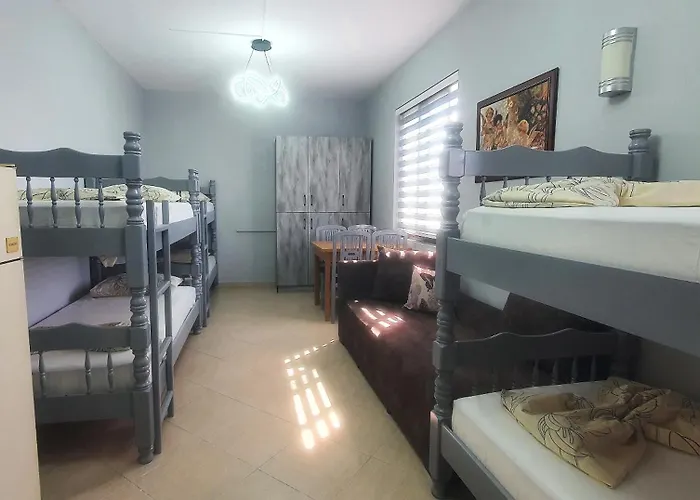 Hostal Helios Hotel&hostel