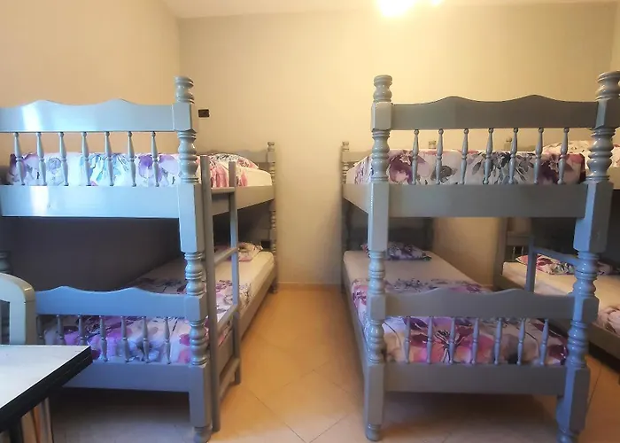 Helios Hotel&hostel *